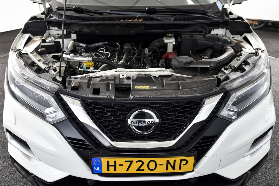 Nissan QASHQAI 1.3 DIG-T 140 PK Tekna | Pano | Cruise | Stoelverw. | PDC | 360 Camera | NAV+App. Connect | ECC | LM 19" | Trekhaak |