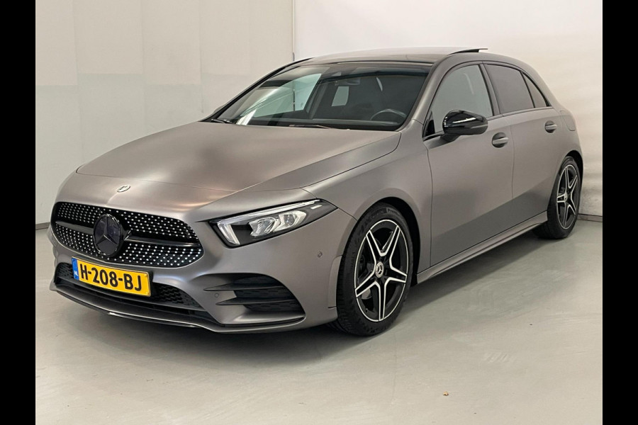 Mercedes-Benz A-Klasse 180 / AMG / Pano / NL-auto / Widescreen