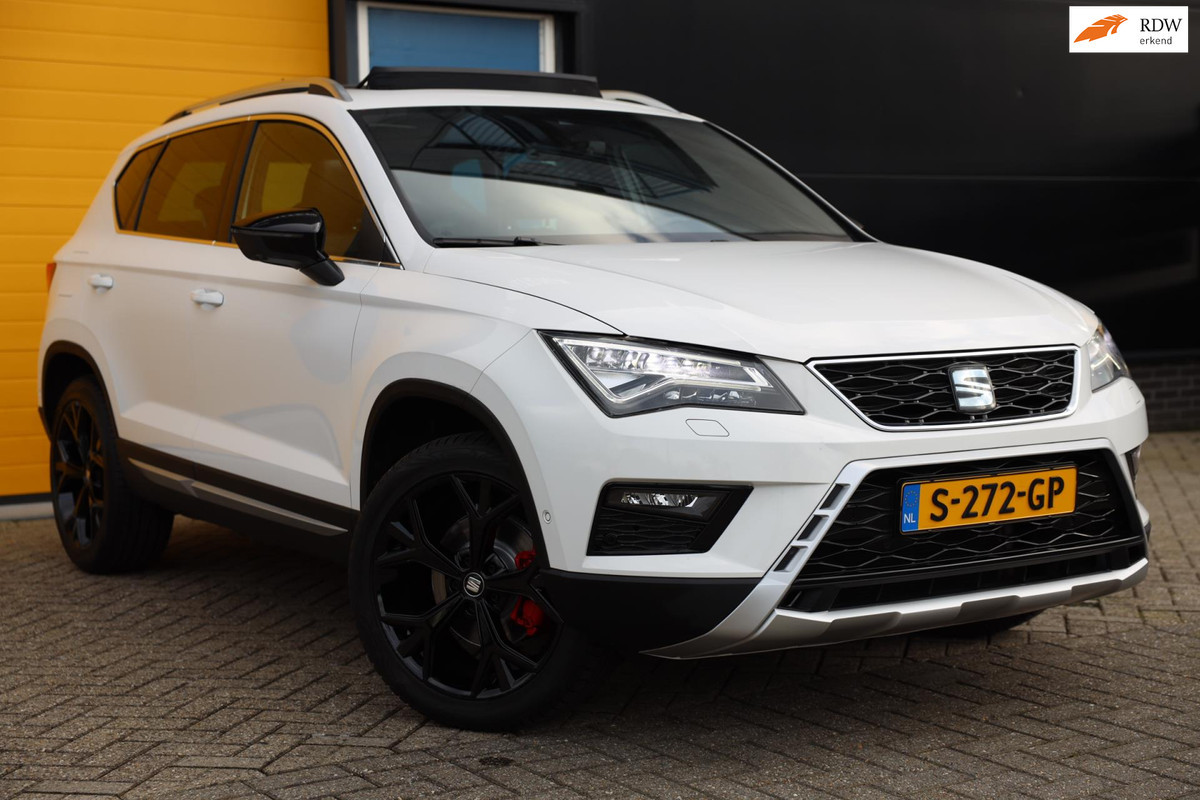 Seat Ateca 1.4 EcoTSI Xcellence / AUT / Navi / Open Panoramadak / Camera / Cruise Control / Led / Pdc / Trekhaak