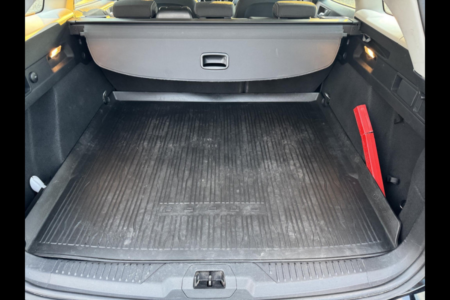 Ford FOCUS Wagon 1.0 EcoBoost Trend Edition Business 100pk Navigatie | Cruise control | Apple Carplay / Android auto | Dealer onderhouden