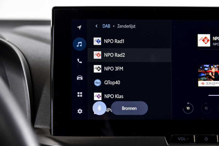 Toyota C-HR 1.8 Hybrid 140 Dynamic | Dig.Cockpit | 12,3" touchscreen | Adapt.Cruise | Stoel-+Stuurverw. | Camera | PDC | NAV + App.Connect | Auto.Airco | DAB | LM 18" | 6283