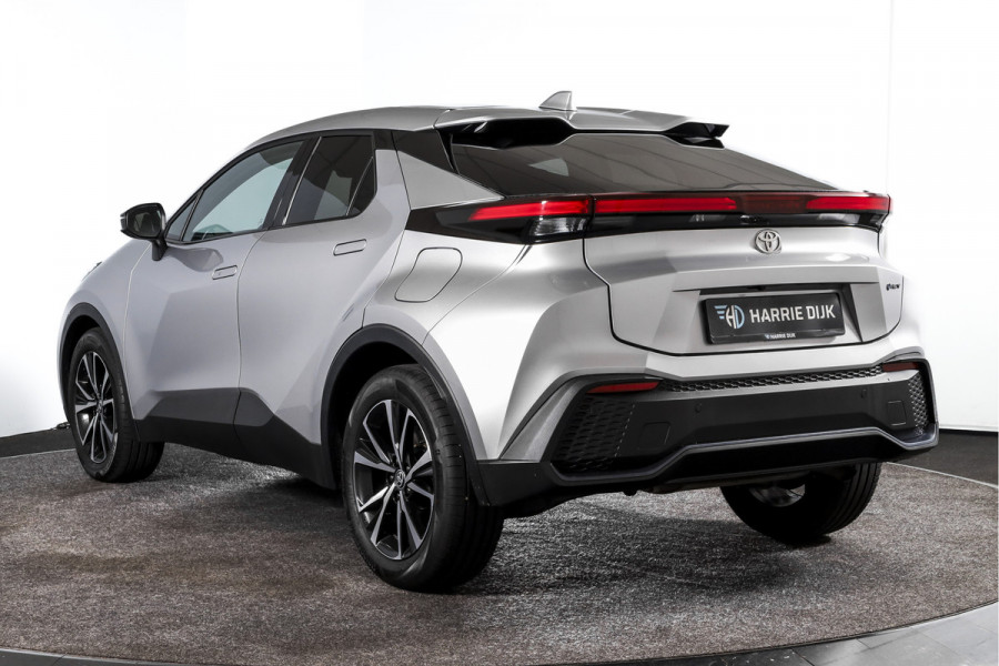 Toyota C-HR 1.8 Hybrid 140 Dynamic | Dig.Cockpit | 12,3" touchscreen | Adapt.Cruise | Stoel-+Stuurverw. | Camera | PDC | NAV + App.Connect | Auto.Airco | DAB | LM 18" | 6283