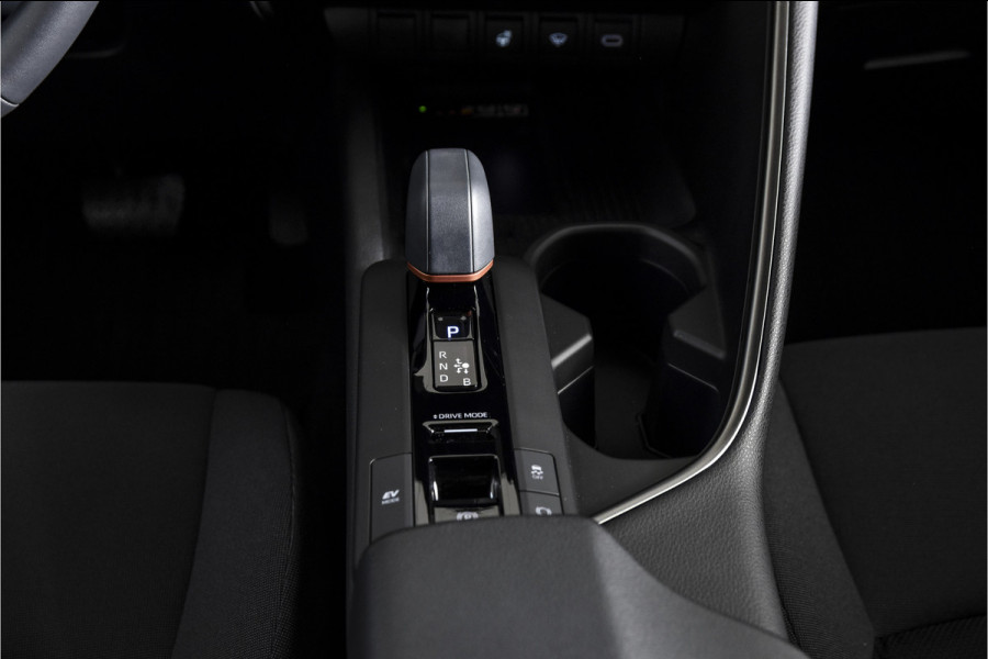 Toyota C-HR 1.8 Hybrid 140 Dynamic | Dig.Cockpit | 12,3" touchscreen | Adapt.Cruise | Stoel-+Stuurverw. | Camera | PDC | NAV + App.Connect | Auto.Airco | DAB | LM 18" | 6283