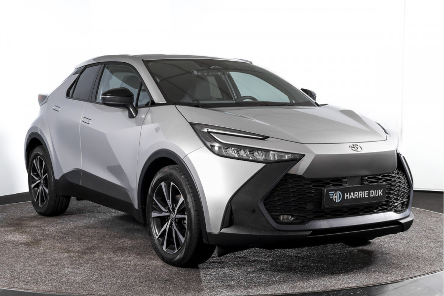 Toyota C-HR 1.8 Hybrid 140 Dynamic | Dig.Cockpit | 12,3" touchscreen | Adapt.Cruise | Stoel-+Stuurverw. | Camera | PDC | NAV + App.Connect | Auto.Airco | DAB | LM 18" | 6283