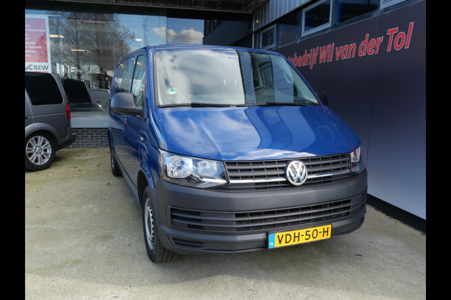 Volkswagen Transporter 2.0 TDI L2H1 TRENDLINE | DUBBELCABINE | NAVI | CARPLAY | EURO 6 | 11-2019!!
