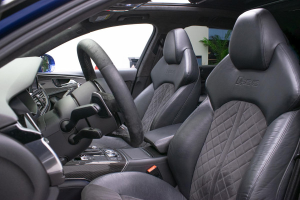 Audi RS6 4.0 TFSI Quattro Performance |Pano|Akrapovic|Maxton|Carbon|HUD|Camera|