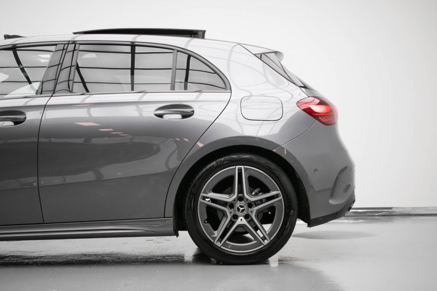 Mercedes-Benz A-Klasse A180 Star Edition Luxury |Pano|Memory|360Cam|HUD|Ambient|