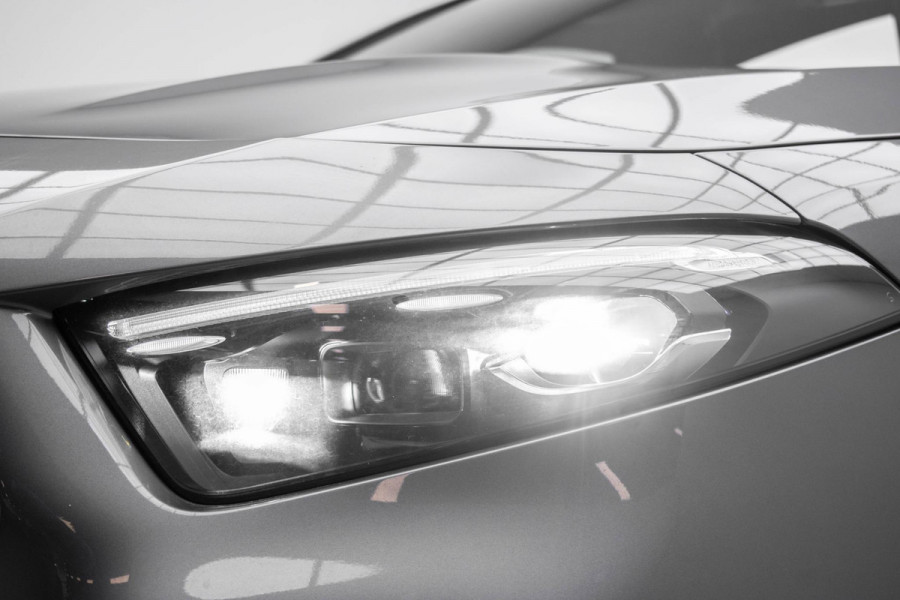 Mercedes-Benz A-Klasse A180 Star Edition Luxury |Pano|Memory|360Cam|HUD|Ambient|