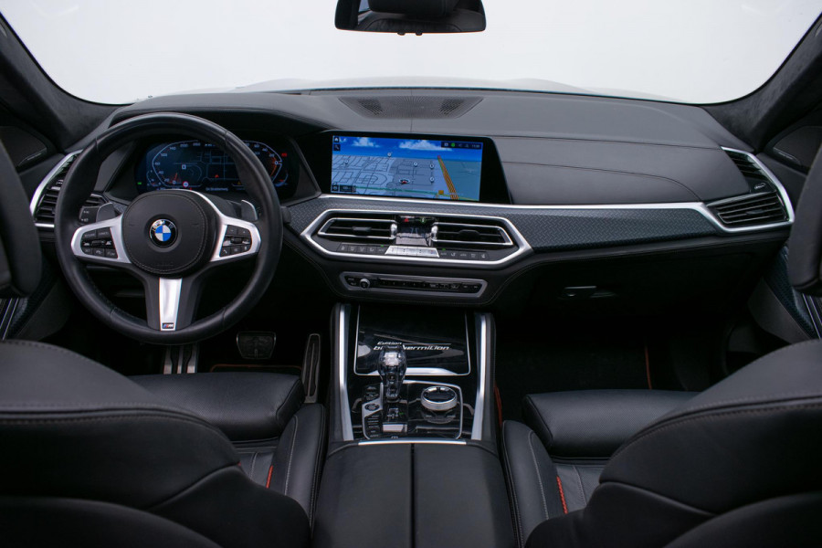 BMW X6 M50i Black Vermilion Edition | VERKOCHT