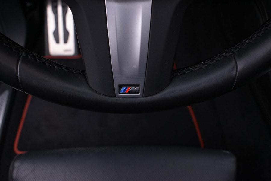 BMW X6 M50i Black Vermilion Edition | VERKOCHT
