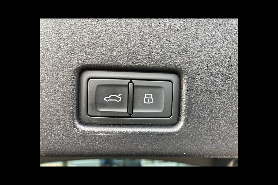 Audi Q4 Sportback e-tron 40 Launch Edition S Competition 77 kWh 65.000km Airco/ECC,S-Line,Virtueel Cockpit