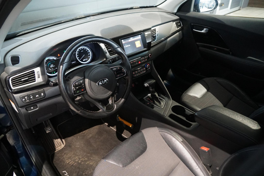 Kia Niro 1.6 GDi Hybrid First Edition + TREKHAAK / CARPLAY / CAMERA