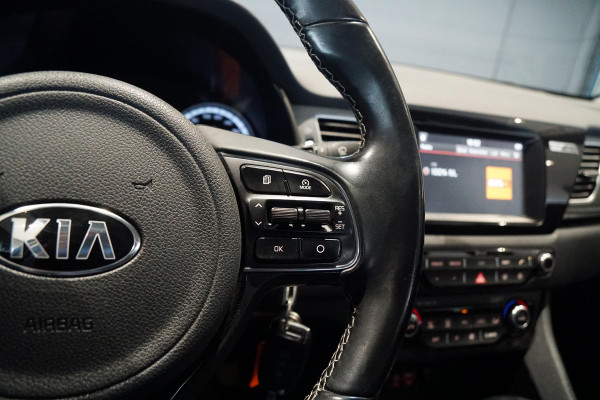 Kia Niro 1.6 GDi Hybrid First Edition + TREKHAAK / CARPLAY / CAMERA