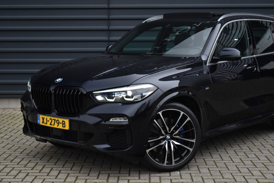 BMW X5 xDrive40i M Sport | Panoramadak | 22'' Velgen | Luchtvering | 4-Wiel Besturing | Harman/Kardon | Camera | Kristallen Pook | Incl. BTW | Orig. NL |