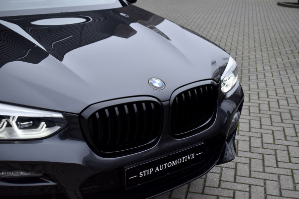 BMW X3 xDrive30e High Executive M Sport | Panoramadak | Camera | Adaptief Onderstel | CarPlay | Adaptive LED | Donker Getint Glas |