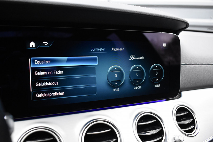 Mercedes-Benz E-Klasse Estate 300 de AMG Line | Panoramadak | Trekhaak | ACC Plus | Burmester | Multibeam LED | Sfeerverlichting | CarPlay |