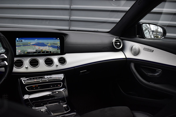 Mercedes-Benz E-Klasse Estate 300 de AMG Line | Panoramadak | Trekhaak | ACC Plus | Burmester | Multibeam LED | Sfeerverlichting | CarPlay |