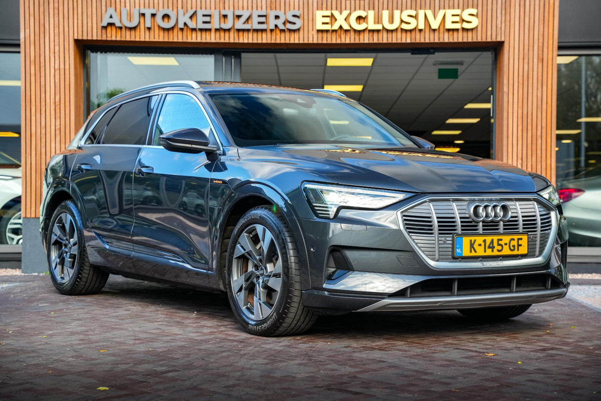 Audi e-tron 50 quattro Business edition Plus 71 kWh Panodak Leer Memory Trekhaak Camera