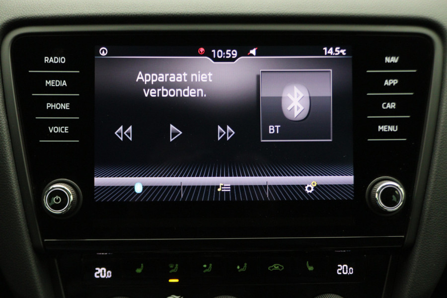 Škoda Octavia Combi 1.0 TSI Greentech Business Edition Navigatie, Apple CarPlay, Cruise, Climate, Trekhaak, 17"