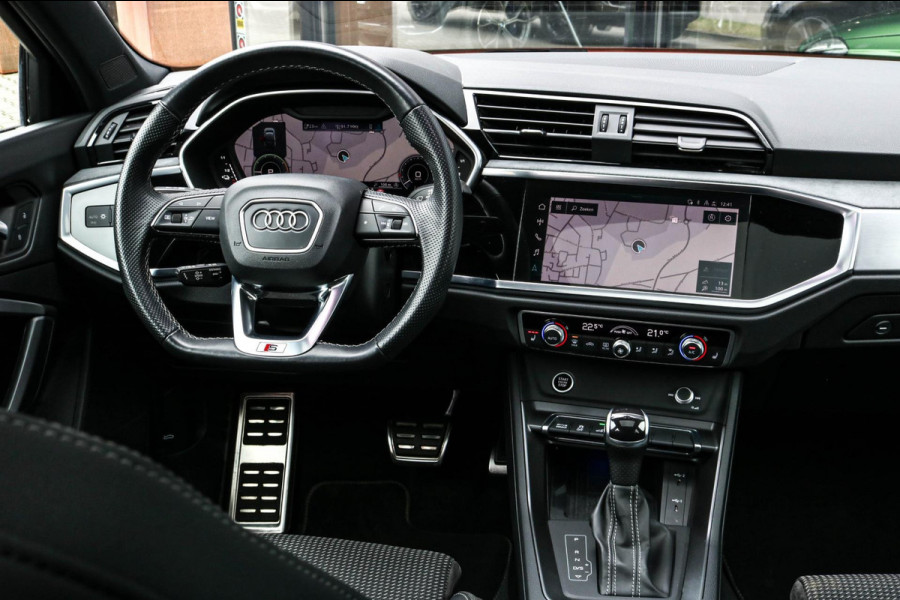 Audi Q3 Sportback 45 TFSI e S-LINE - PANO - TREKHAAK - ELEKTR. STOELEN
