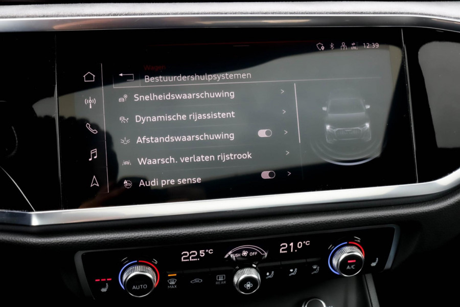 Audi Q3 Sportback 45 TFSI e S-LINE - PANO - TREKHAAK - ELEKTR. STOELEN