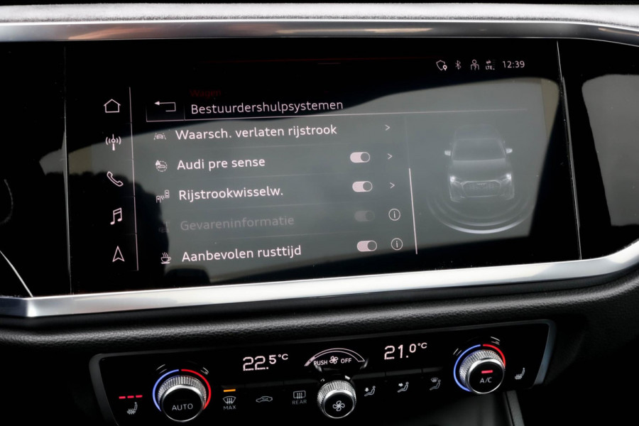 Audi Q3 Sportback 45 TFSI e S-LINE - PANO - TREKHAAK - ELEKTR. STOELEN
