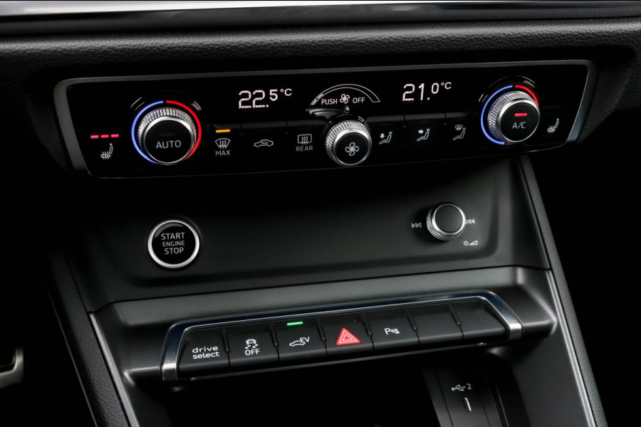 Audi Q3 Sportback 45 TFSI e S-LINE - PANO - TREKHAAK - ELEKTR. STOELEN