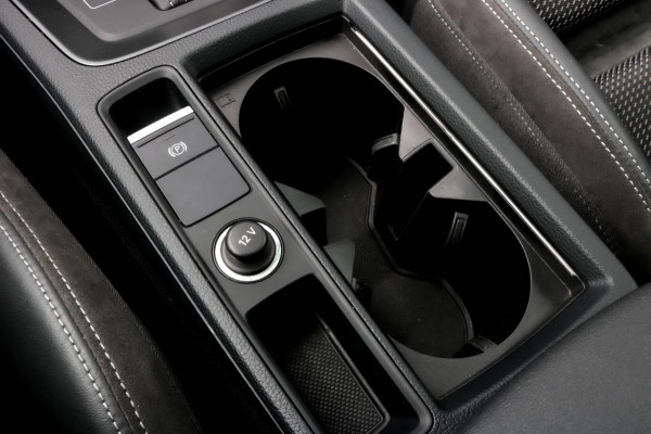 Audi Q3 Sportback 45 TFSI e S-LINE - PANO - TREKHAAK - ELEKTR. STOELEN