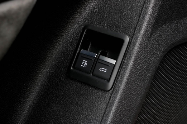 Audi Q3 Sportback 45 TFSI e S-LINE - PANO - TREKHAAK - ELEKTR. STOELEN