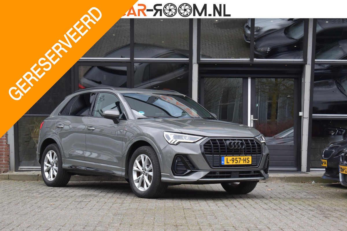 Audi Q3 45 TFSI e S edition 3x S line Lane Acc Keyless