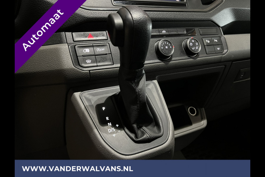 Volkswagen Crafter 2.0 TDI 177pk Automaat L3H3 L2H2 Euro6 Airco | 3000kg trekhaak | Camera | Navigatie | LED | Apple Carplay, Android Auto, Cruisecontrol, Parkeersensoren, Chauffeursstoel