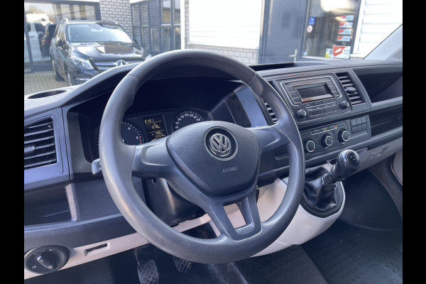 Volkswagen Transporter 2.0 TDI L2H1 Trendline / vaste prijs rijklaar € 12.950 ex btw / bpm vrij / airco / imperial / trekhaak / euro 6 / sidebars !