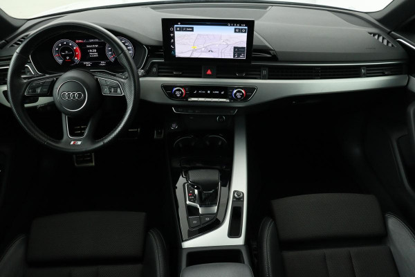 Audi A4 35 TFSI S edition | Carplay | Virtual Cockpit | Zwart Optiek | Sportstoelen | Navigatie | Full LED | Audi Sound | Half leder | S Line