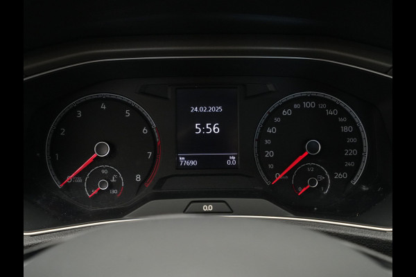 Volkswagen T-Roc 1.5 TSI 150pk DSG Style Navigatie Pdc Stoelverwarming Clima 143