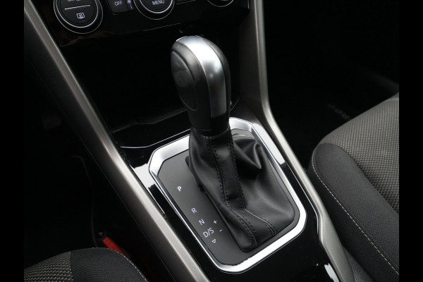 Volkswagen T-Roc 1.5 TSI 150pk DSG Style Navigatie Pdc Stoelverwarming Clima 143