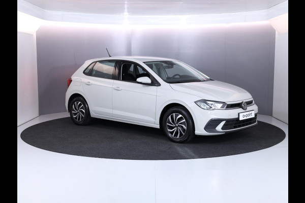 Volkswagen Polo 1.0 TSI Life 95 pk | Verlengde garantie | Navigatie via App | Parkeersensoren | Adaptieve cruise control | LED koplampen | Apple Carplay/Android Auto |