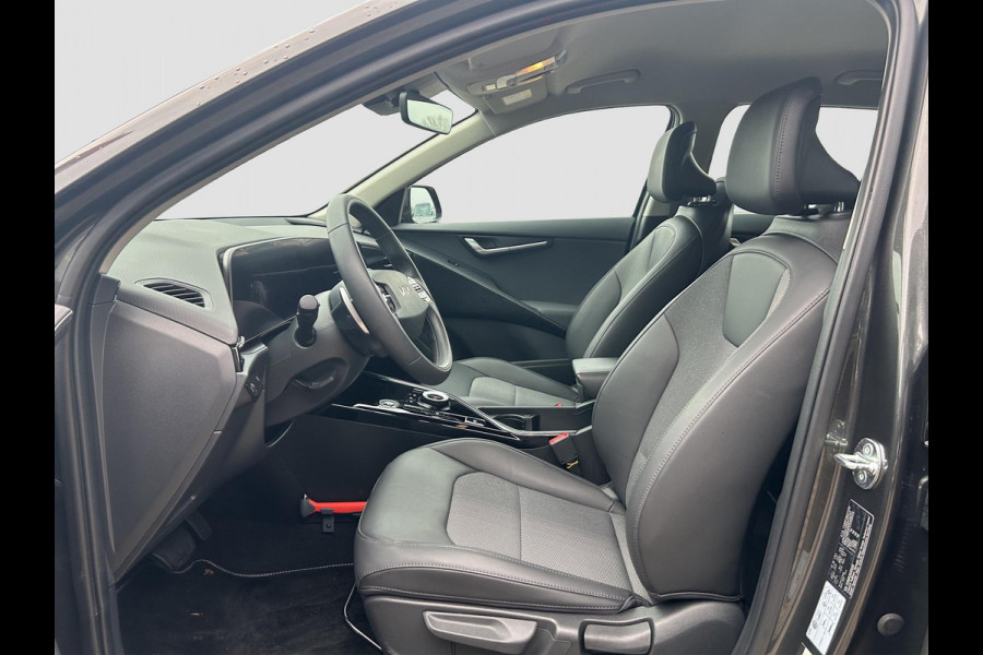 Kia Niro EV DynamicLine 64.8 kWh Automaat | Camera | Navi | Cruise | H-Leder | Apple Carplay & Android Auto |