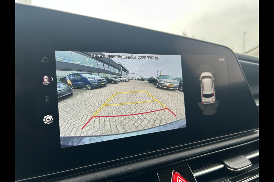Kia Niro EV DynamicLine 64.8 kWh Automaat | Camera | Navi | Cruise | H-Leder | Apple Carplay & Android Auto |