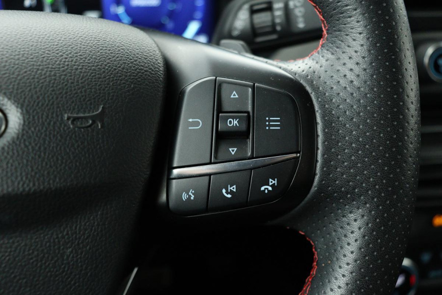 Ford Focus 1.5 EcoBoost ST Line | Camera | Carplay | Full LED | Keyless | Navigatie | Climate control | Sportstoelen | Cruise control