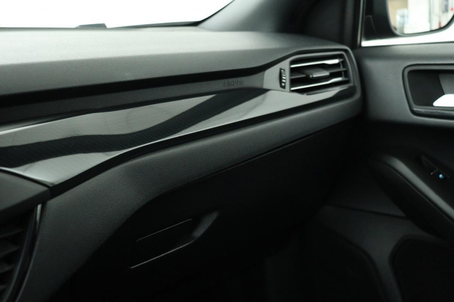Ford Focus 1.5 EcoBoost ST Line | Camera | Carplay | Full LED | Keyless | Navigatie | Climate control | Sportstoelen | Cruise control