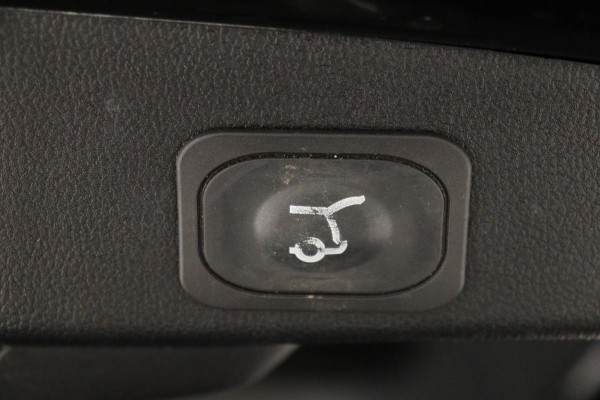 Ford Focus 1.5 EcoBoost ST Line | Camera | Carplay | Full LED | Keyless | Navigatie | Climate control | Sportstoelen | Cruise control