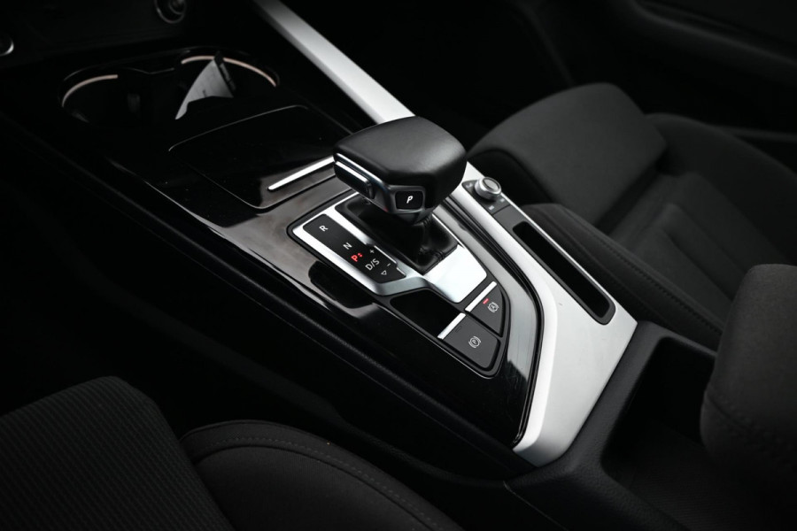 Audi A4 Avant 35 TFSI Launch Edition Business 150 PK Aut. 1e Eig Virtual LED PDC 18''