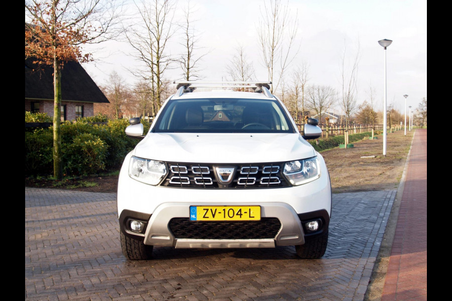 Dacia Duster 1.6 SCe Prestige | Unieke bedrijfswagen | 4X4 | Camera | Trekhaak | Stoelverwarming |