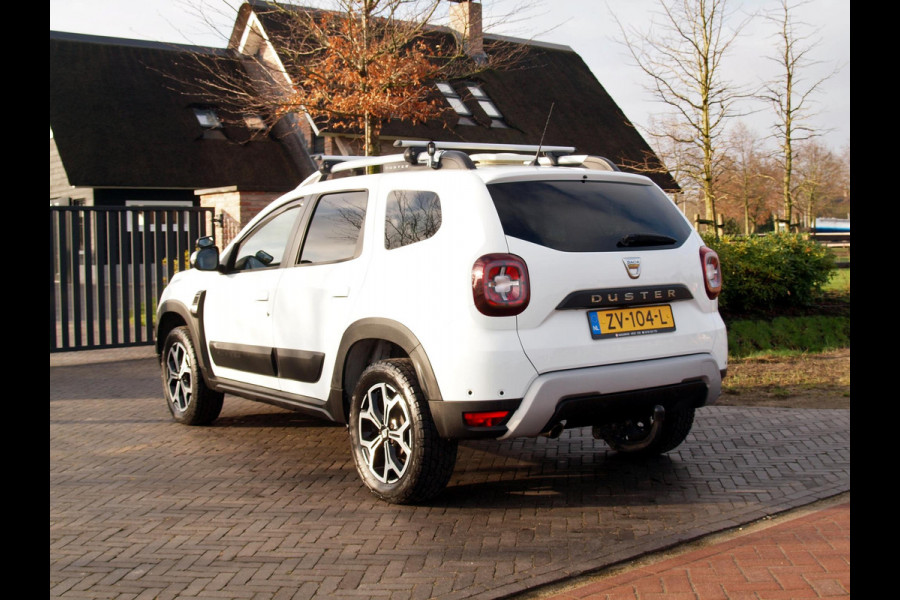 Dacia Duster 1.6 SCe Prestige | Unieke bedrijfswagen | 4X4 | Camera | Trekhaak | Stoelverwarming |