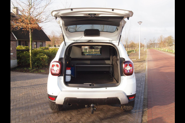 Dacia Duster 1.6 SCe Prestige | Unieke bedrijfswagen | 4X4 | Camera | Trekhaak | Stoelverwarming |