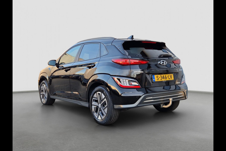 Hyundai Kona EV Premium 64 kWh | HUD | Stoelventilatie | Trekhaak | BSD | Leder |