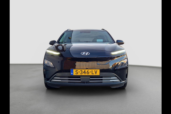 Hyundai Kona EV Premium 64 kWh | HUD | Stoelventilatie | Trekhaak | BSD | Leder |