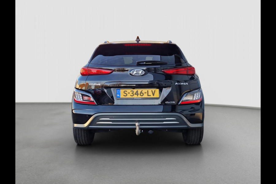 Hyundai Kona EV Premium 64 kWh | HUD | Stoelventilatie | Trekhaak | BSD | Leder |