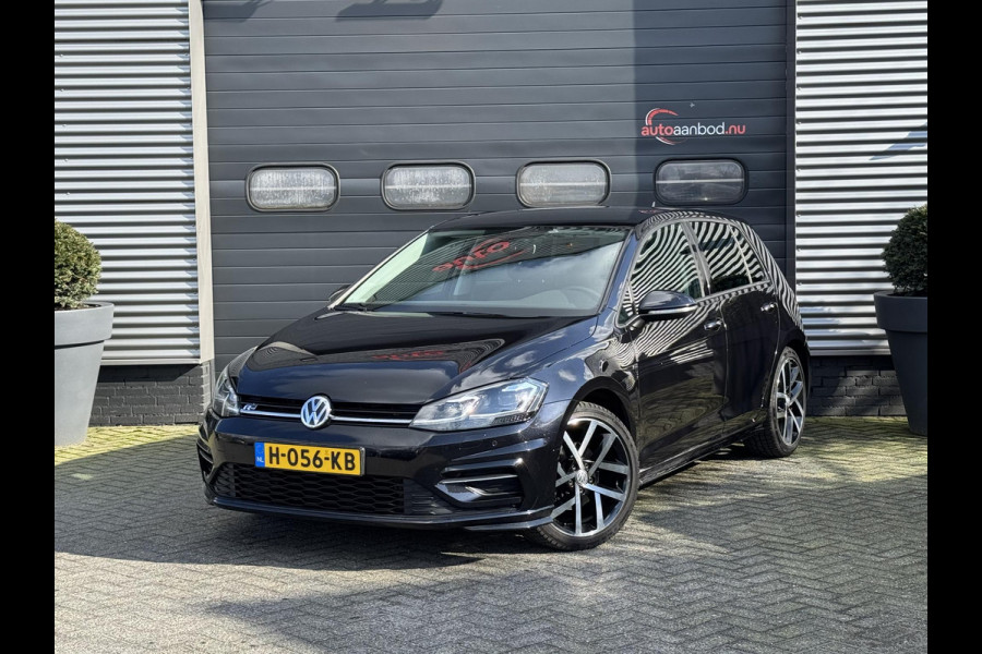 Volkswagen Golf 1.5 TSI Highline Business R-Line | Navigatie | Camera | Adaptive Cruise Control | Lane Assist | DAB |