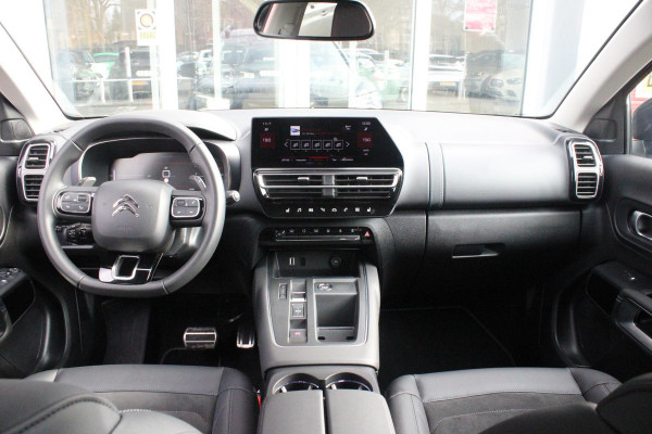 Citroën C5 Aircross 1.2 136PK AUTOMAAT Hybrid ë-SERIES | ELEKTRISCH BEDIENBARE BESTUURDERSSTOEL | APPLE CARPLAY/ANDROID AUTO | NAVIGATIE | FULL LED KOPLAMPEN | CLIMATE CONTROL | DAB+ RADIO | 19" LICHTMETALEN VELGEN | KEYLESS ENTRY/START | DODEHOEK DETECTIE | ADAPTIVE CRUISE CONTROL | STOEL VERWARMING | ACHTERUITRIJ CAMERA | PARKEERSENSOREN VOOR EN ACHTER |